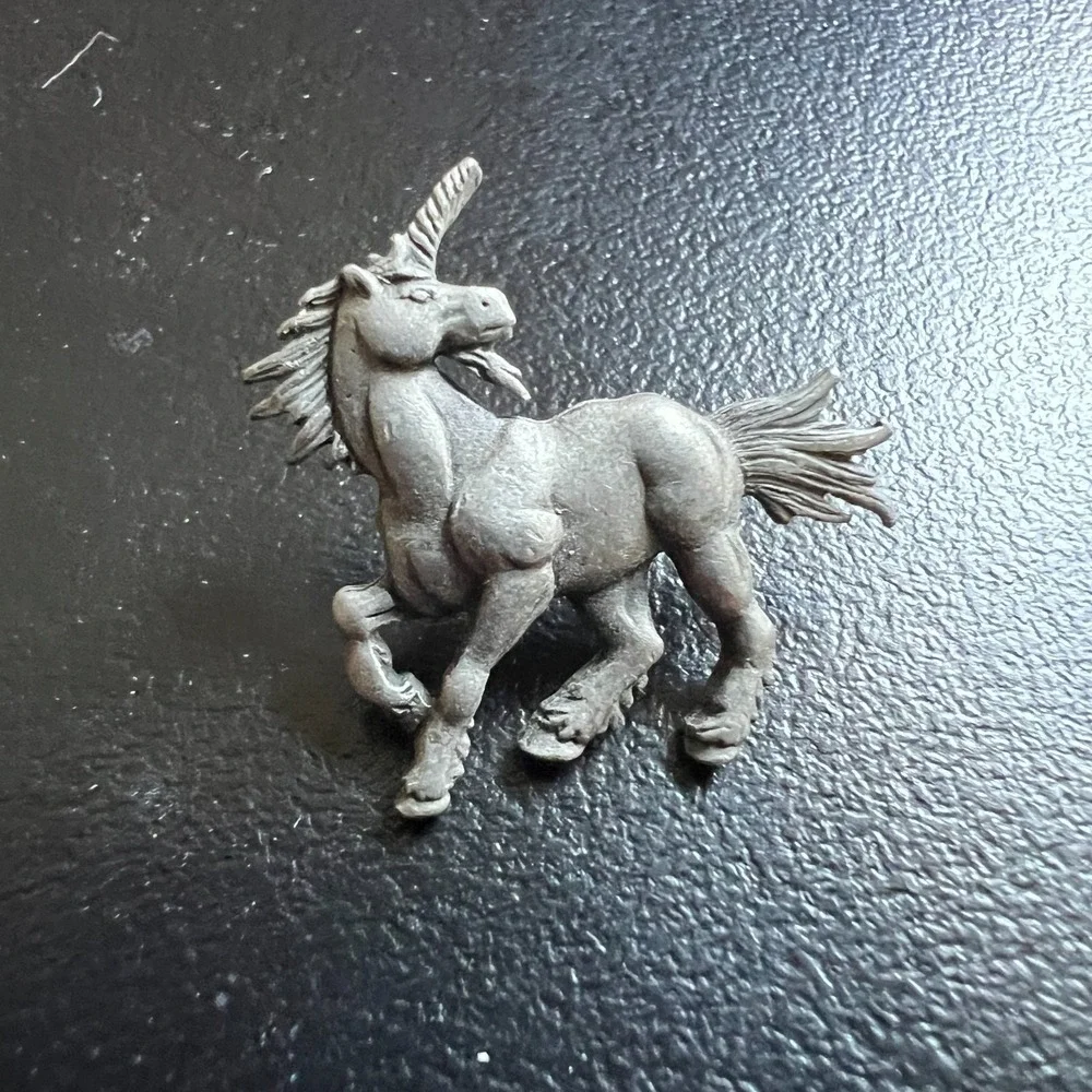 JJ Vintage Unicorn Lapel Pin Pewter Tie Tack Mythical Fantasy Horse‎ Collectible